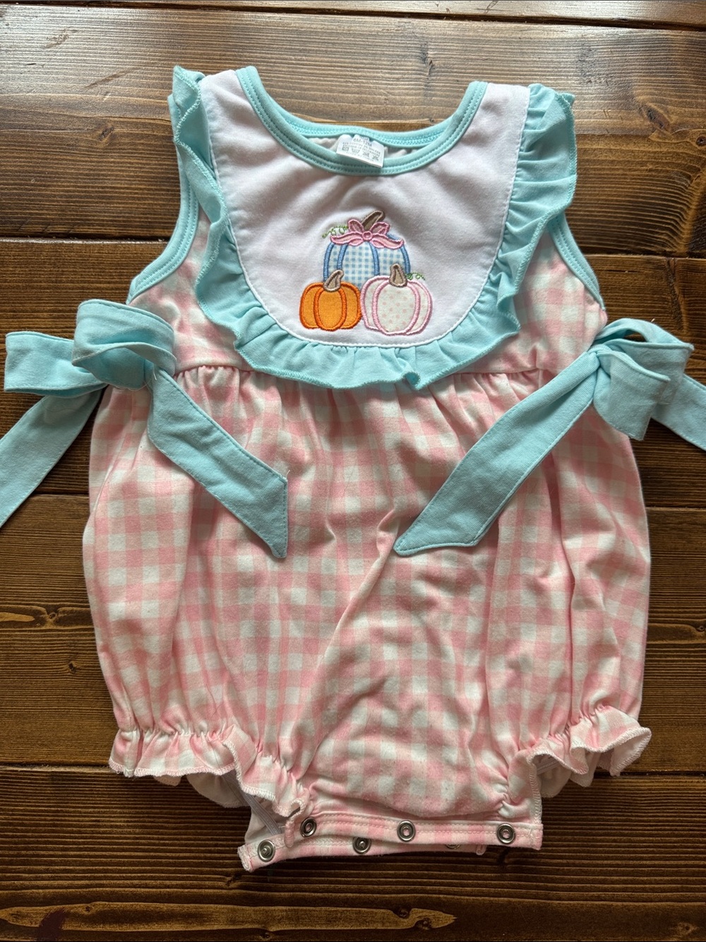 6-12m Pink Gingham Baby Romper with Blue Trim and Pumpkin Embroidery